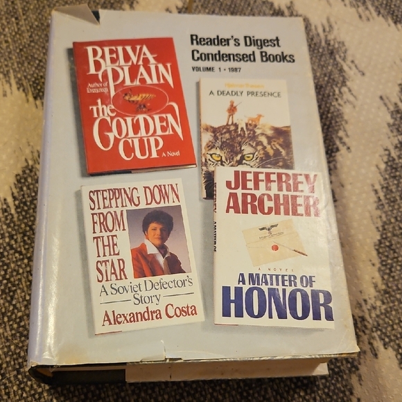 Reader'S Digest Other - Reader's Digest Condensed Books - White and Red Edition